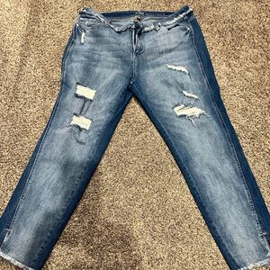 New York and Company, high waisted Boyfriend